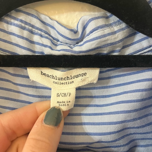 beachlunchlounge Women’s Blue and White Striped Button Down - Picture 2 of 4